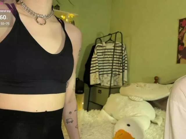VeryRareTwins on BongaCams 
