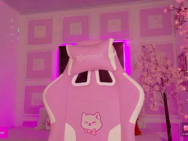 Freechat Violetlane on BongaCams