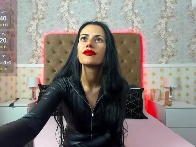 Vivian-Cross on BongaCams 