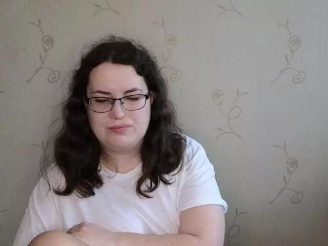 Offline Vlada-13 on BongaCams