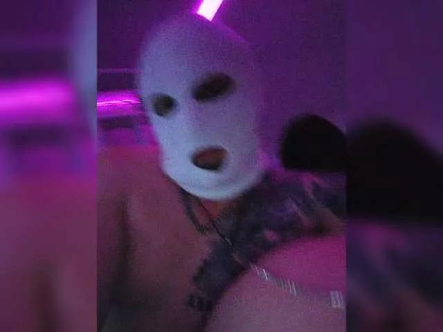 VLaDiMiRooM on BongaCams 