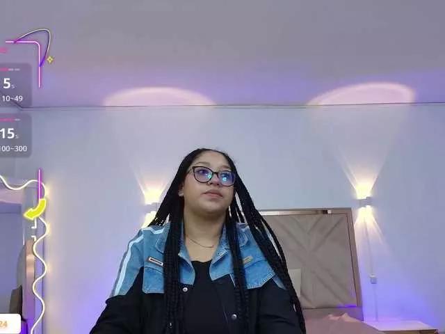 whitney-tay on BongaCams 