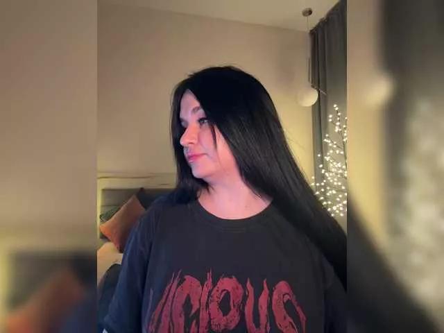 WhoreMira on BongaCams 