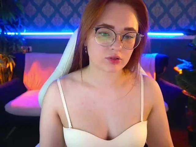 XeniaDiamond on BongaCams 