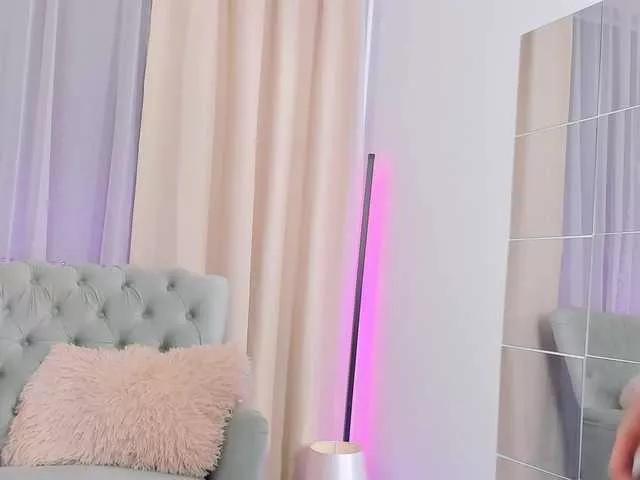 Freechat xhotbabyy on BongaCams