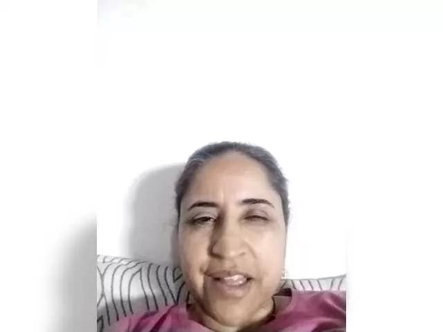 Offline Yaya189 on BongaCams