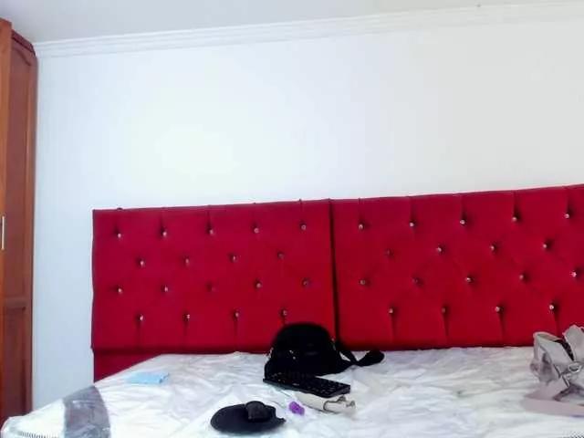 youlittle-perverts on BongaCams