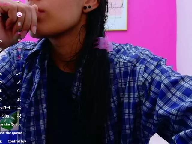 yourcuteneighbourr on BongaCams