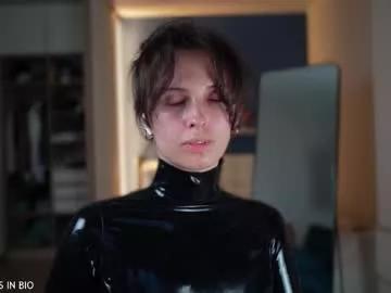 1mari_01 on Chaturbate 