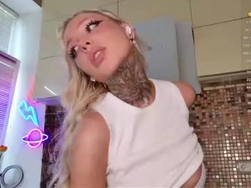 Freechat 2badforyou on Chaturbate