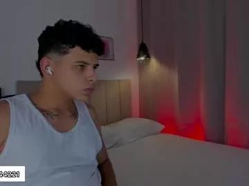 _e_m_m_a_1 on Chaturbate