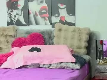 Freechat aitanna_love on Chaturbate