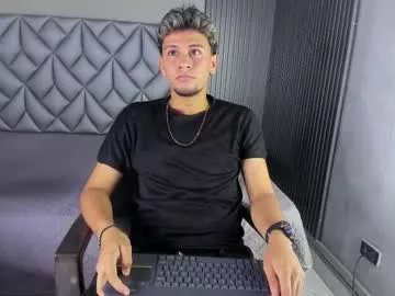 Freechat alan__smith on Chaturbate