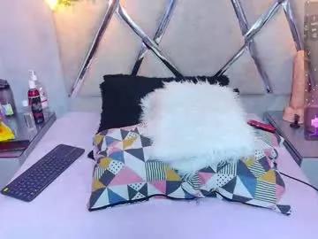 alejandra_martinss on Chaturbate