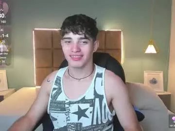 Freechat alejootwink on Chaturbate