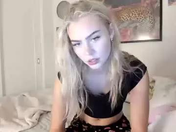 Freechat ariah_is_blonde on Chaturbate