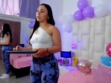 Freechat ariana_rouse_ on Chaturbate