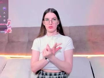 Away ariellateska on Chaturbate