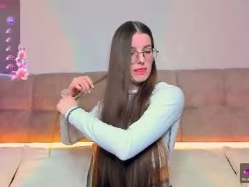 Away ariellateska on Chaturbate