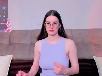 Away ariellateska on Chaturbate