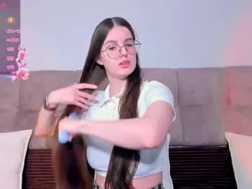 Away ariellateska on Chaturbate