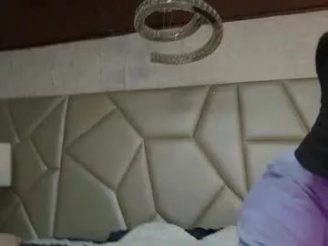 Freechat be_curiouss_ on Chaturbate