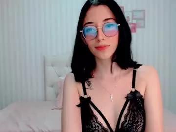Freechat brooklove_doll on Chaturbate