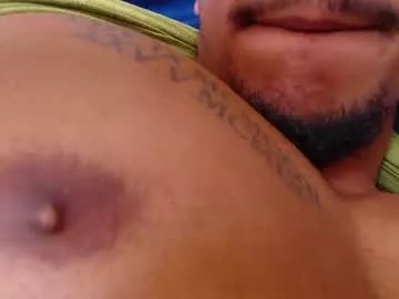 Freechat camilo_contre21 on Chaturbate