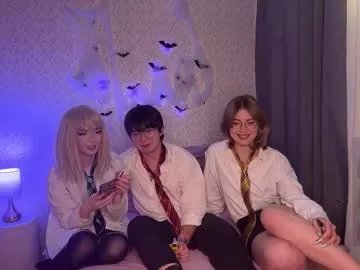 Away couple_of_fire_ on Chaturbate