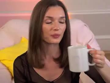 e_vvv_a on Chaturbate 