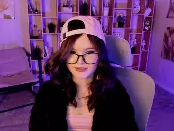 Freechat elainebeness on Chaturbate