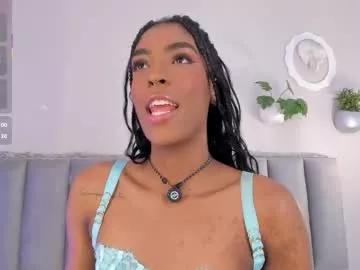 emely_deluxe on Chaturbate