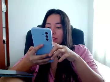 Freechat emely_sexx on Chaturbate