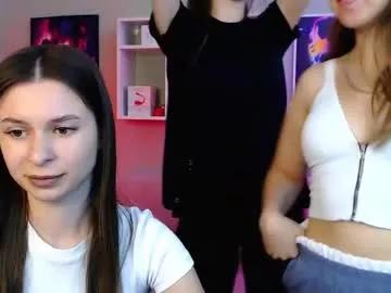 Freechat flora_ri on Chaturbate