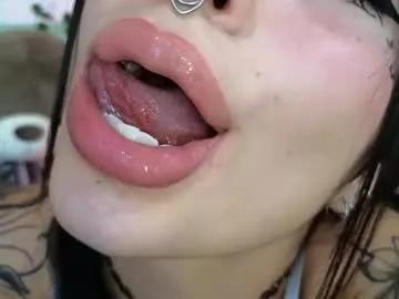 hollyxx_ on Chaturbate 