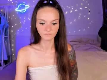 hottiesteverly on Chaturbate 