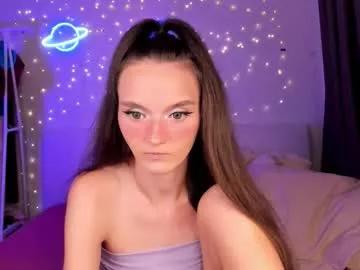 hottiesteverly on Chaturbate 