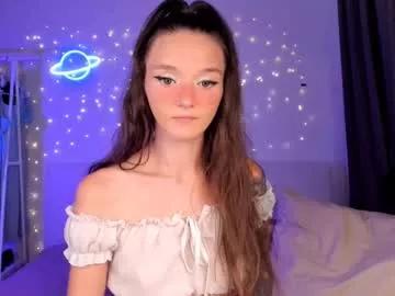 hottiesteverly on Chaturbate 