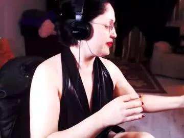 Freechat imperatrizasado on Chaturbate