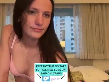 ivy69_9 on Chaturbate 