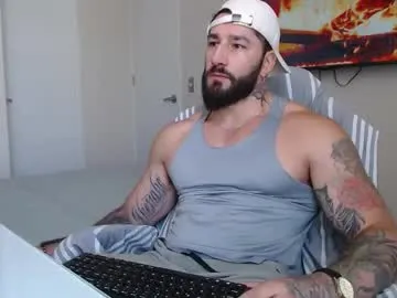 johnklleyn — GOAL: ejaculate very hard [1800 tokens remaining] Welcome to my room! #feet #fitness #hard #lovense #bigcock #bigass #latino #muscle