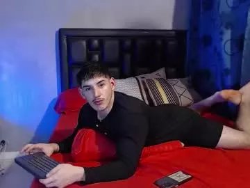 Freechat jonathancast08 on Chaturbate