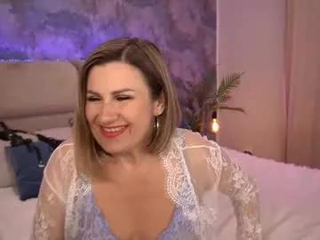 kiraroxx on Chaturbate 