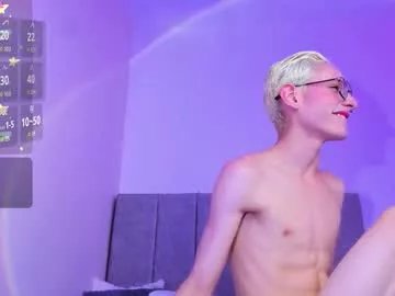 liiamluna on Chaturbate 