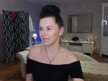 lina_flore — Goal: Sexy Dance #dance #dirtytalk #twerk #party #kinky - Next Goal: Show Panties