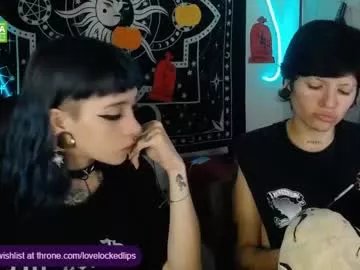 Freechat lovelockedlips on Chaturbate