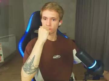 Freechat max_gen on Chaturbate