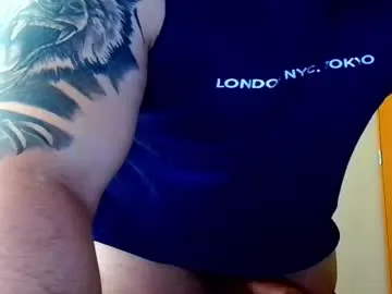 maximiliano_coot — MASTURBATE AND EAT MILK  #MUSCLE  #ANAL #BEAR #ALPHA #CUM [725 tokens remaining]