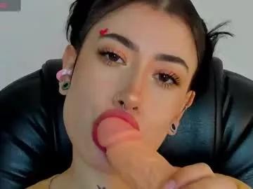 melody_suarez on Chaturbate 