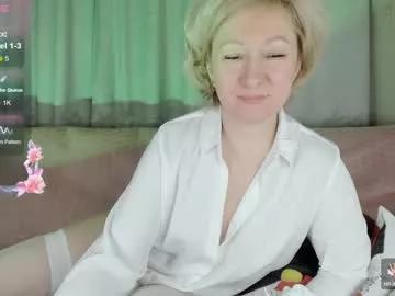 mia_wintermood on Chaturbate 